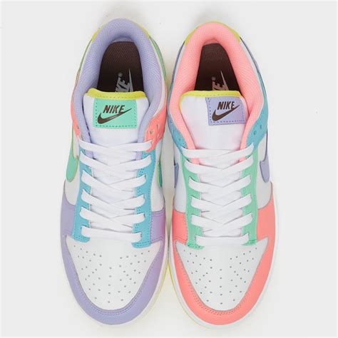 new Nike dunks women